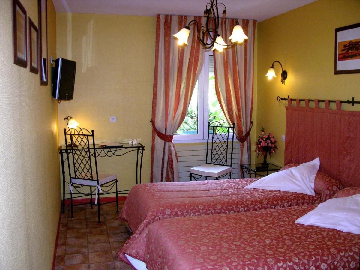 Logis Hotel Restaurant Les Norias Cazilhac  Rum bild